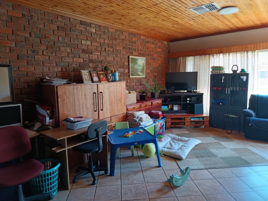 3 Bedroom Property for Sale in Royldene Northern Cape